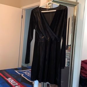 Black short dress from Express. Size large
